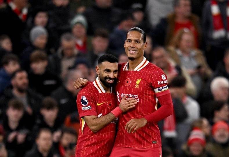 فان دايك يرفض عرض ليفربول الأول.. وصلاح ينتظر