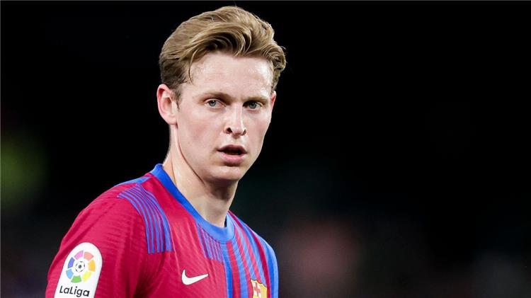 برشلونة يحدد سعرًا لرحيل دي يونغ إلى أندية الدوري الإنجليزي