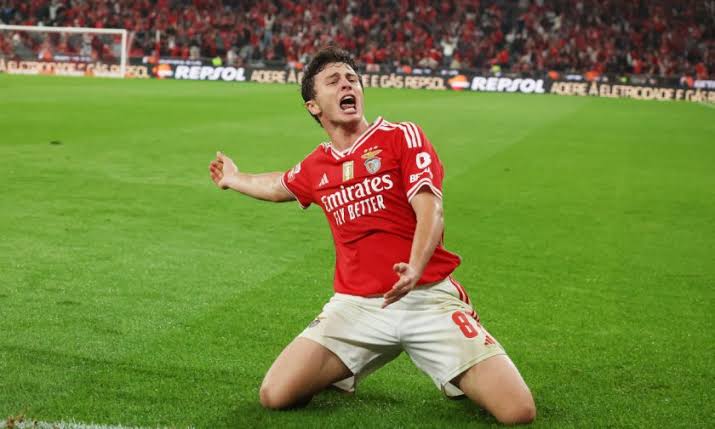 70 مليون يورو تقود موهبة بنفيكا إلى حديقة الأمراء