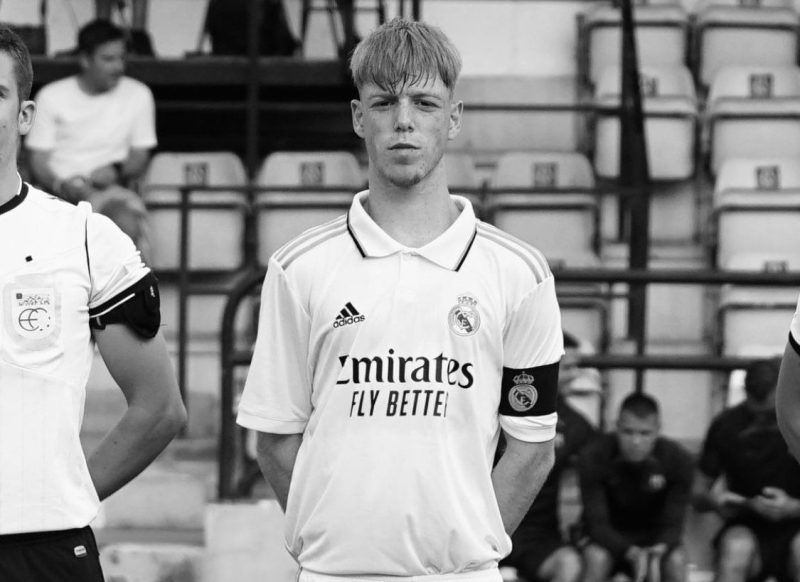 موهبة ريال مدريد الواعدة تعتزل كرة القدم في سن 19 عاما