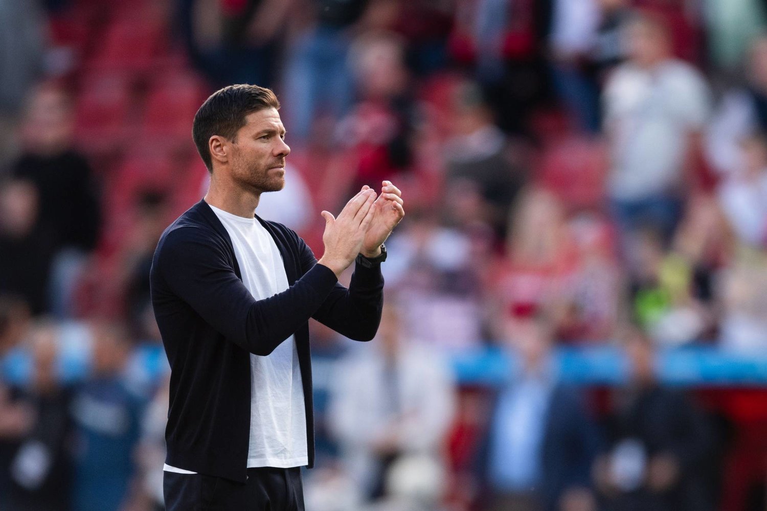 ليفربول يقدم عرضًا لـ تشافي ألونسو لتولي منصب المدير الفني