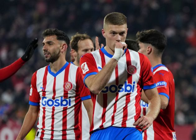دوفبيك يرفض عرض أتلتيكو مدريد.. ويتوصل لاتفاق مع روما