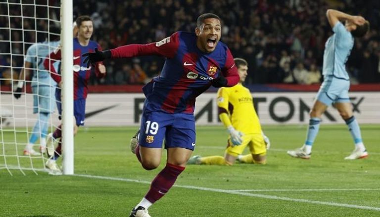 الهلال السعودي يسعى لضم نجم برشلونة الشاب