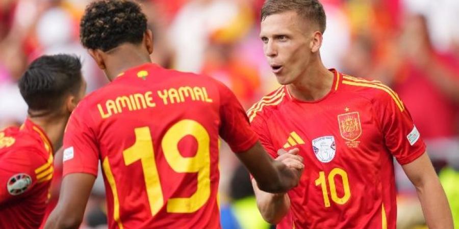 برشلونة ينجح في ضم داني أولمو بعد فشل صفقة نيكو ويليامز