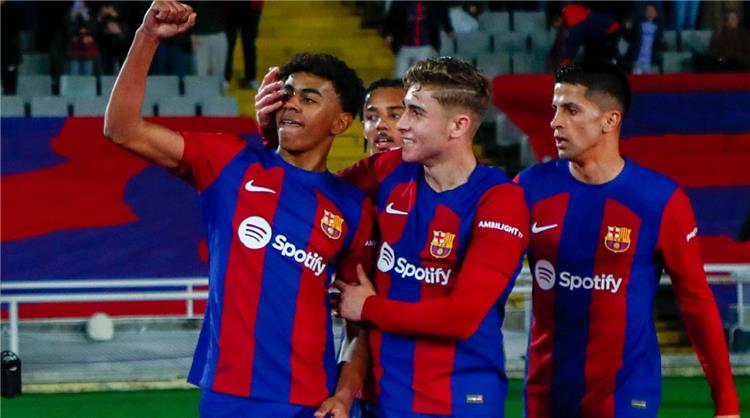 باريس سان جيرمان ينفي اهتمامه بضم لامين يامال من برشلونة